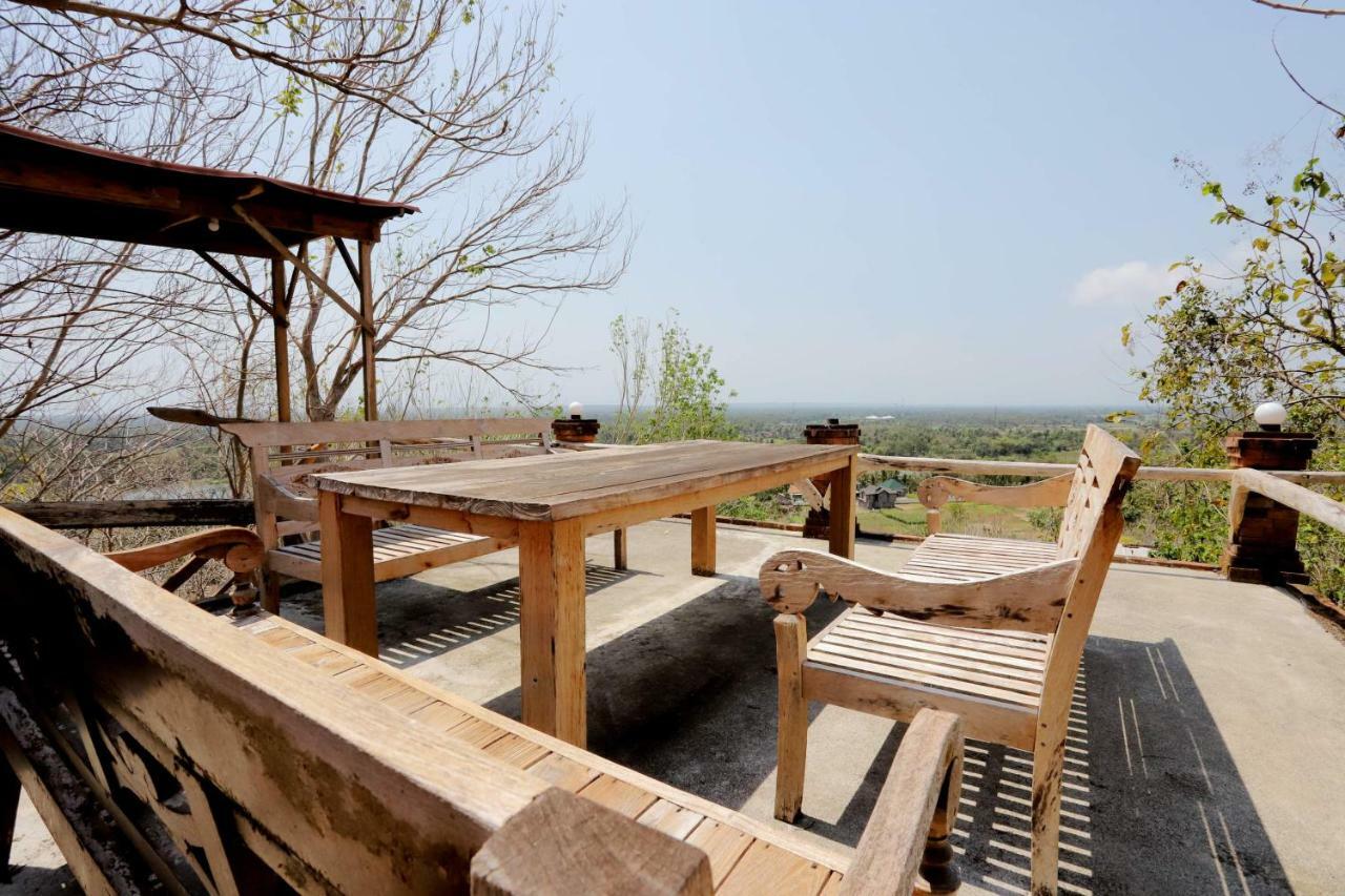 Watu Lumbung Culture Resort Kretek Bagian luar foto