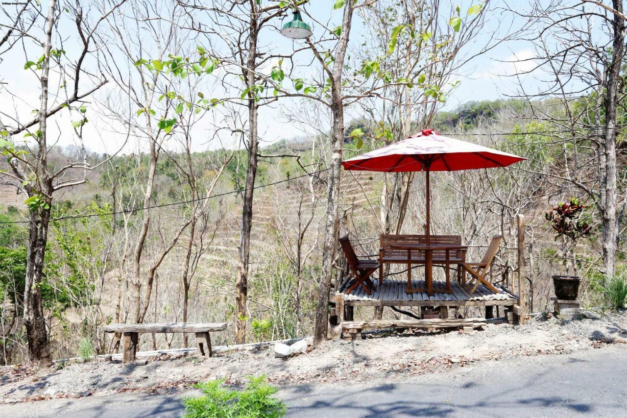 Watu Lumbung Culture Resort Kretek Bagian luar foto