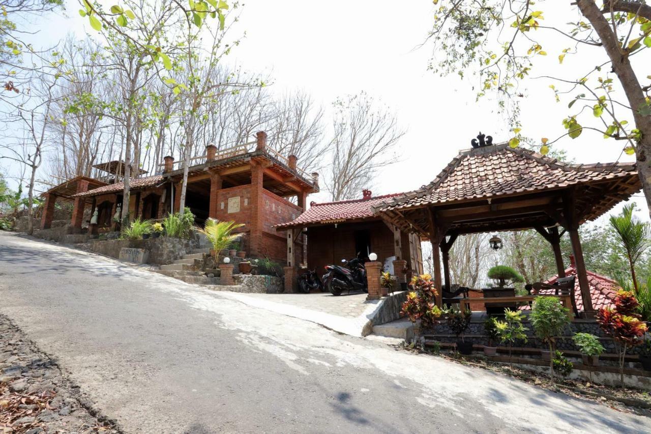 Watu Lumbung Culture Resort Kretek Bagian luar foto